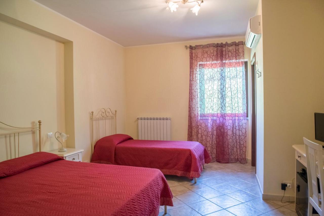 L'Infinito Bed & Breakfast Carbognano Luaran gambar